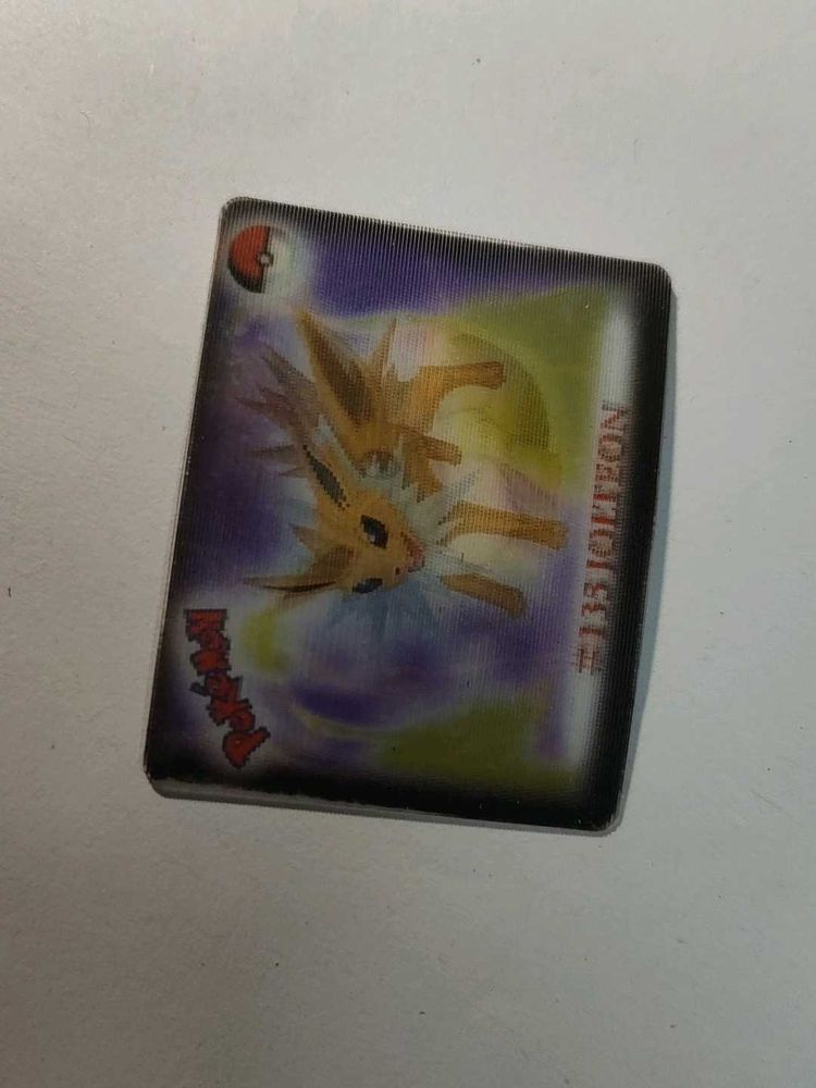 Cheetos Eevee/Jolteon pokemon motion card