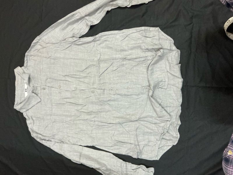 Uniqlo formal yet chic grey shirt