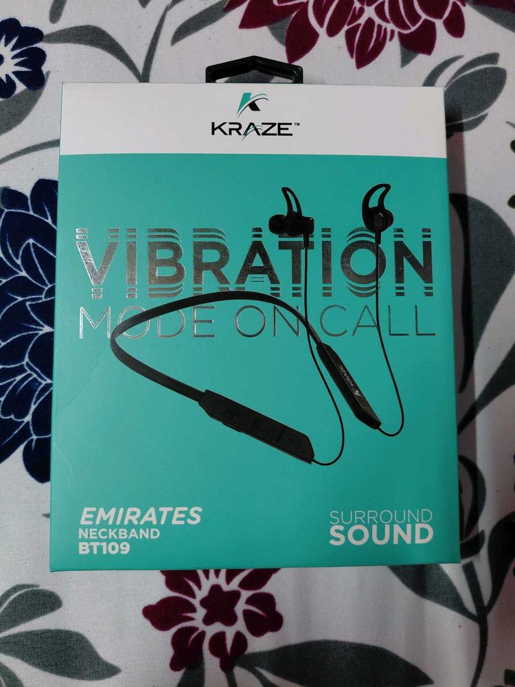 Kraze Emirates Neckband BT109 Earphones