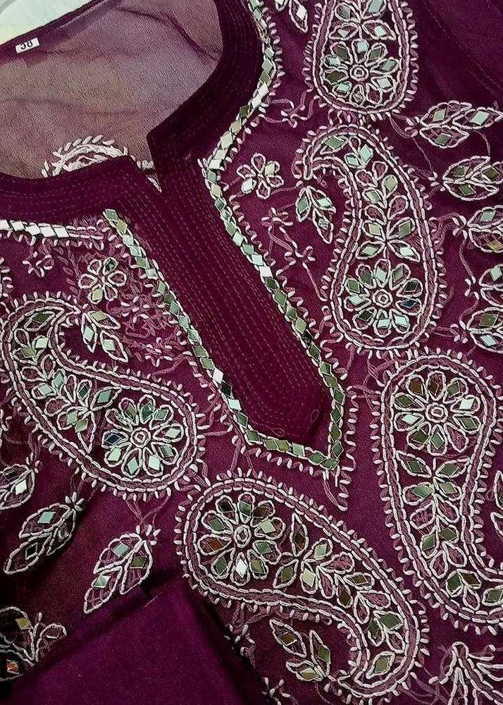 Elegant Chikankari Kurta with inner