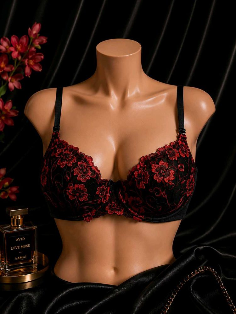 🇳🇿💫🎀Elegant Black &amp; Red Floral Lace Bra