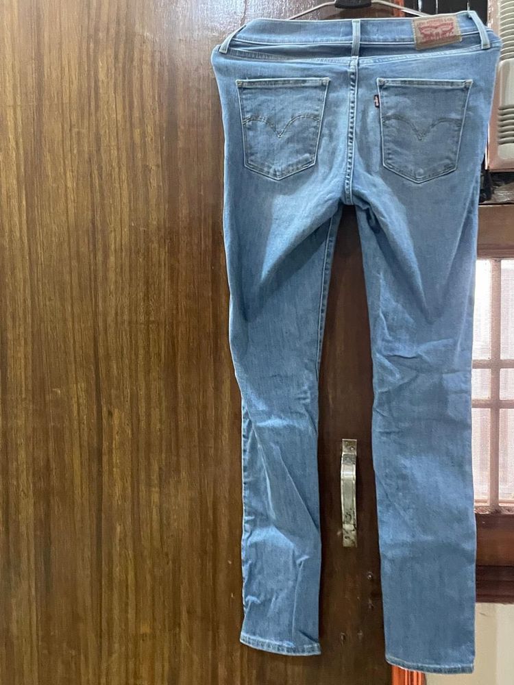 Levi's Light Wash Jeans