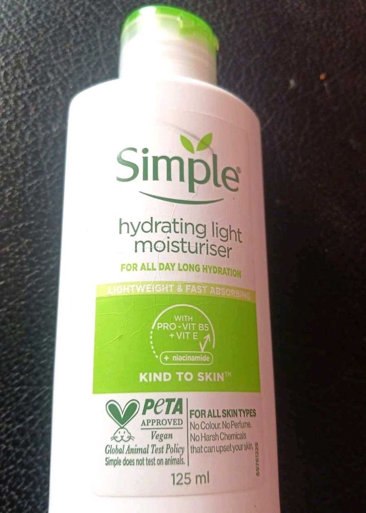 Simple Hydrating Light Moisturiser