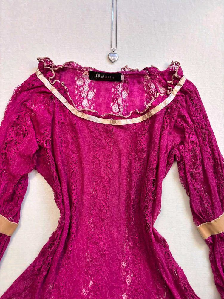 Y2k Vintage inspired Fuchsia Lace Bell sleeve Top