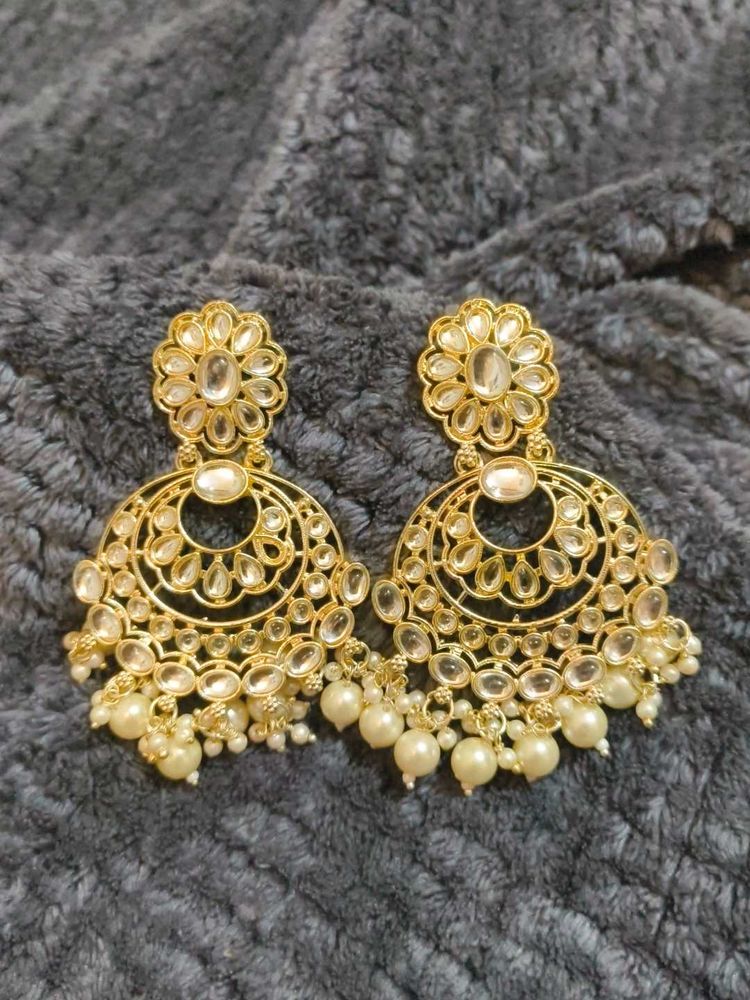 Elegant Gold Pearl Dangle Earrings