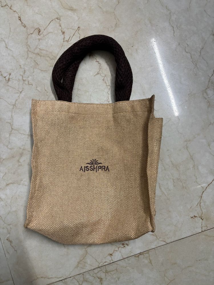 Aisshpra Jute bag small
