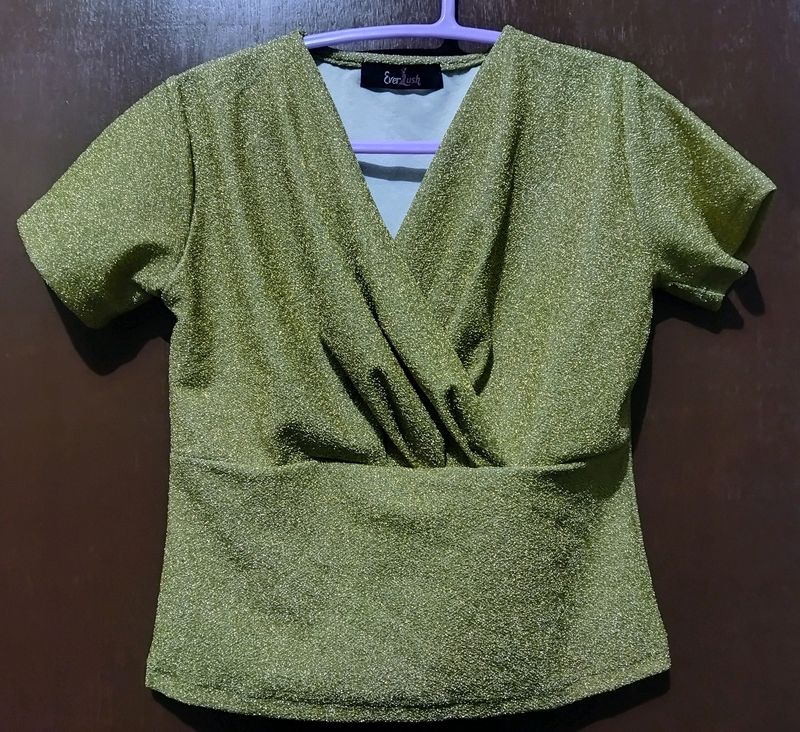 Everlush tops No flaws, no stain Bust-48cm, Height-46cm