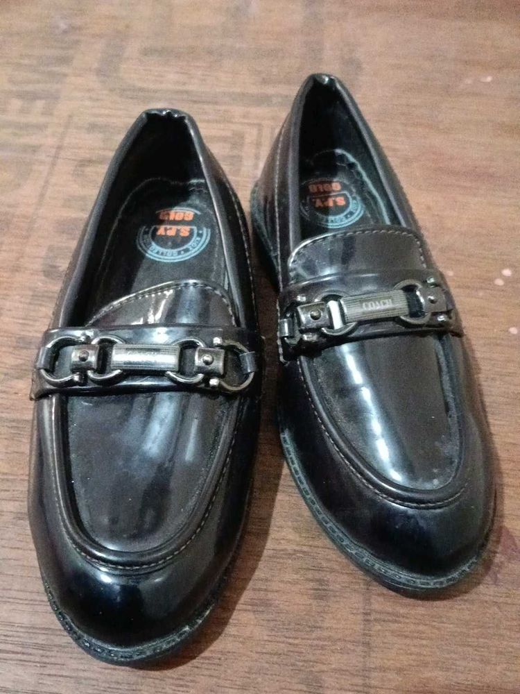 Boy's Black formal shoes