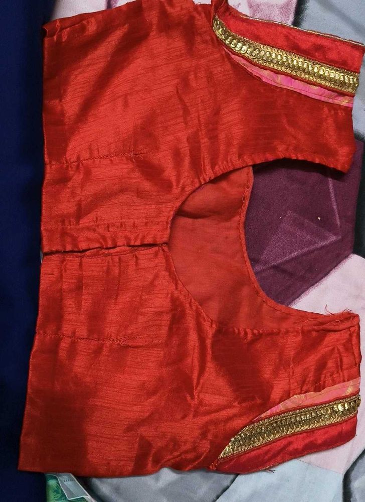 saree with stitch blouse