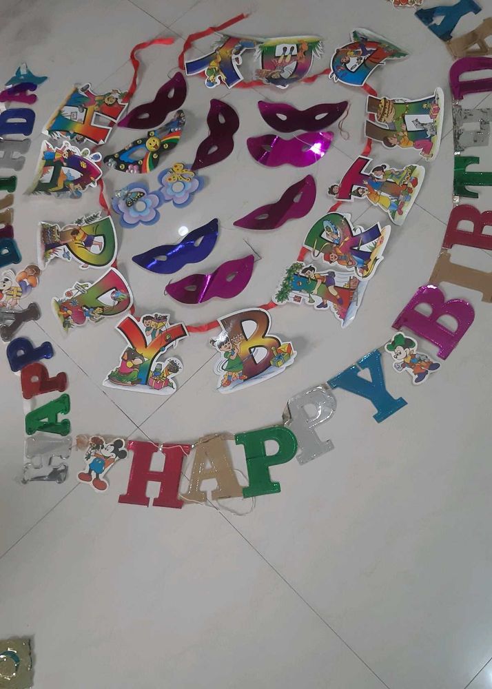 9 Party Masks &amp; 2 Birthday Banners