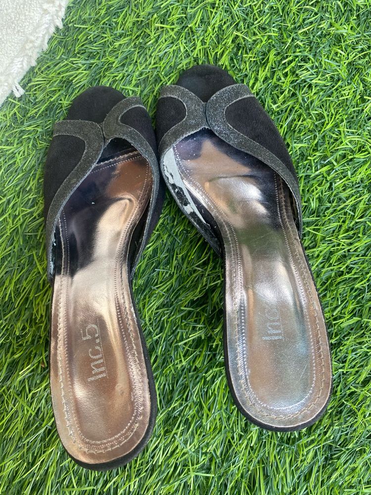 Stylish Black Slip-On Heels