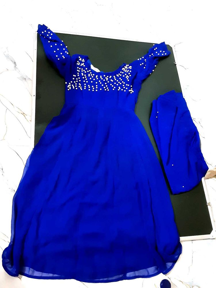 Elegant Royal Blue Gown with Pearl Embellishments