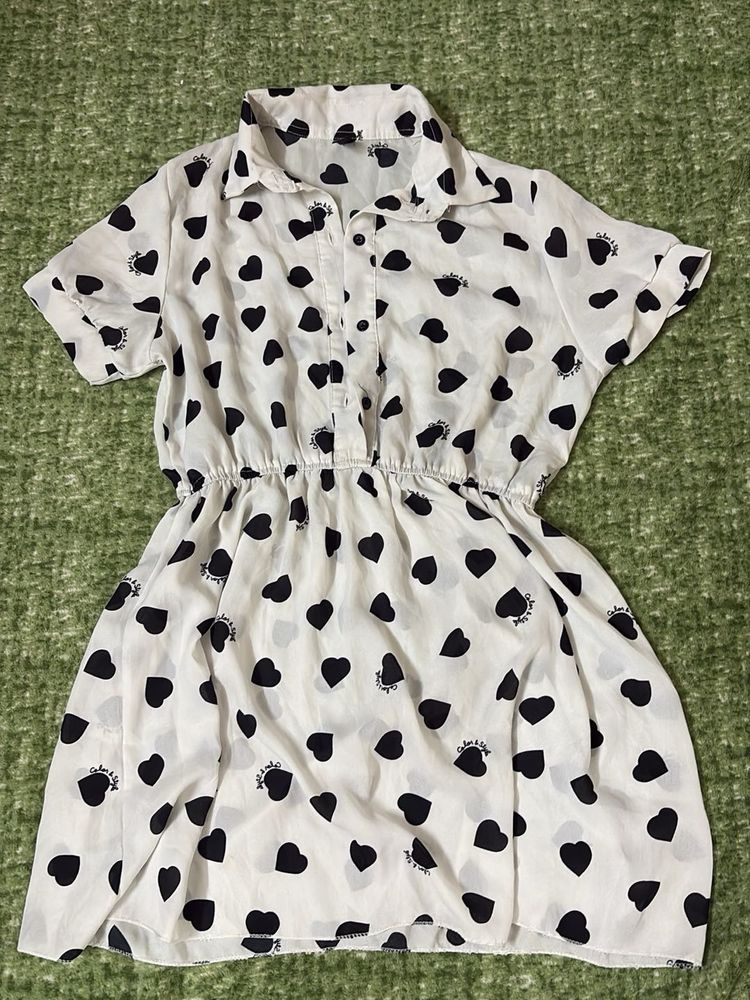 Cute Black &amp; White Heart Print Mini Dress | Soft S