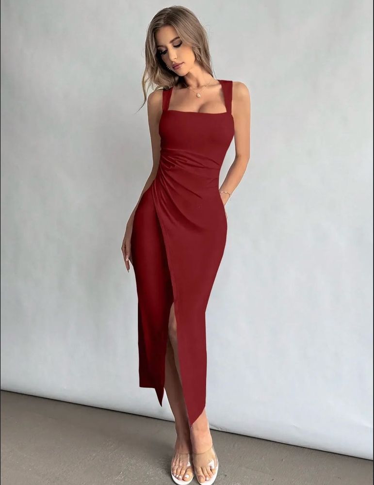 Chic Maroon Square Neck Drape Dress