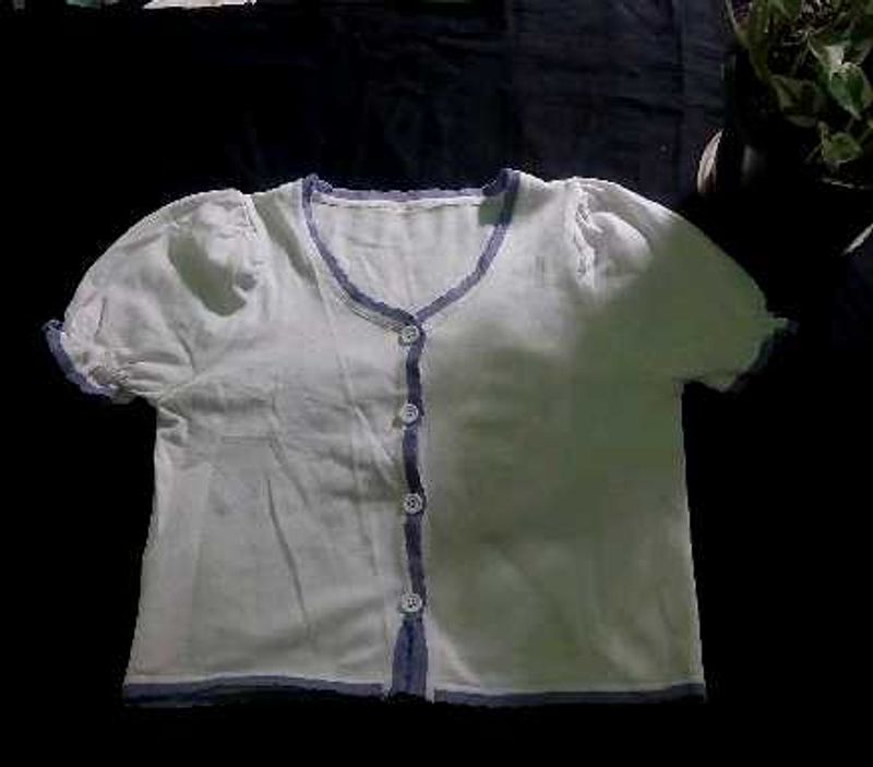 Cute White &amp; purple Puff Sleeve Blouse