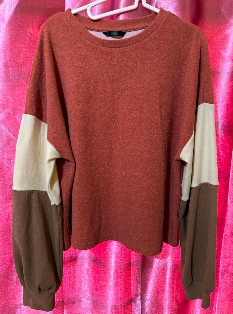 Sweatshirt