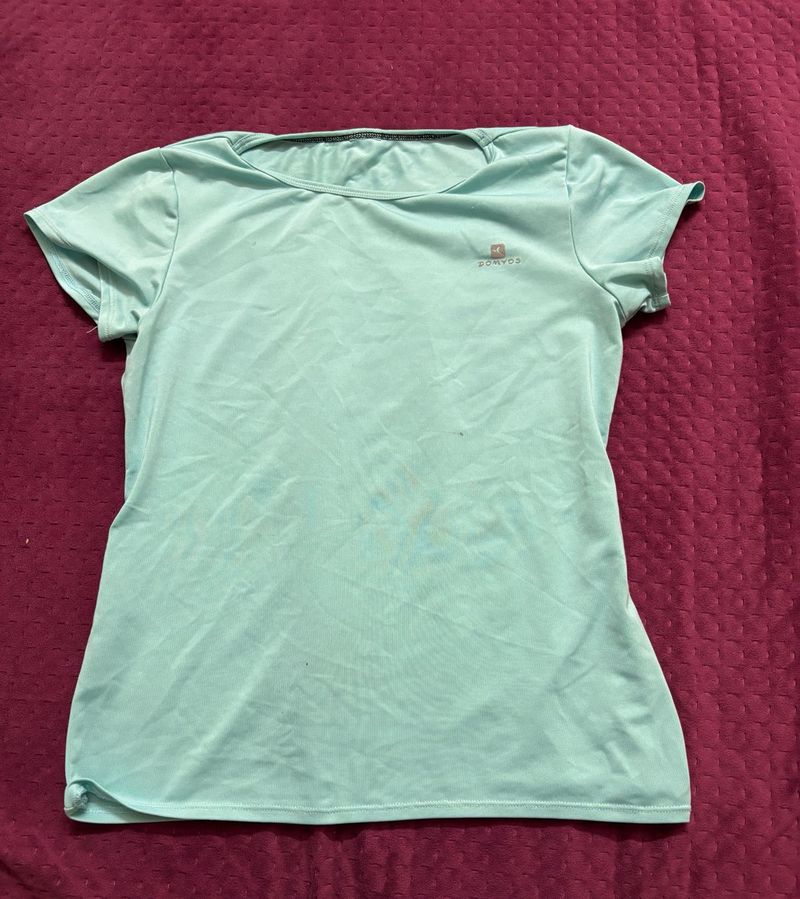 turquoise decathlon body fit sports tshirt