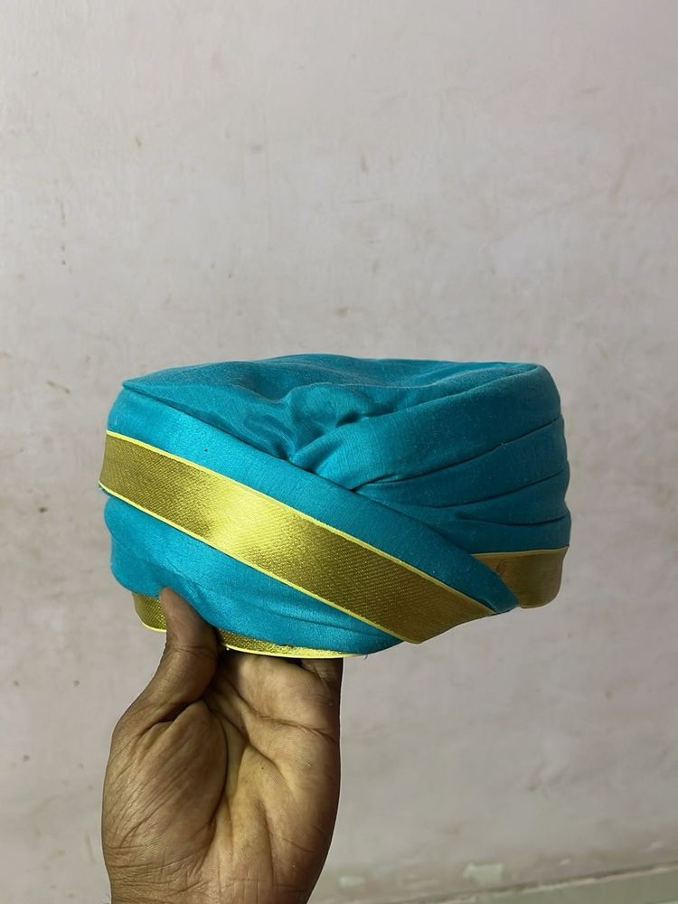 Stylish Teal Turban