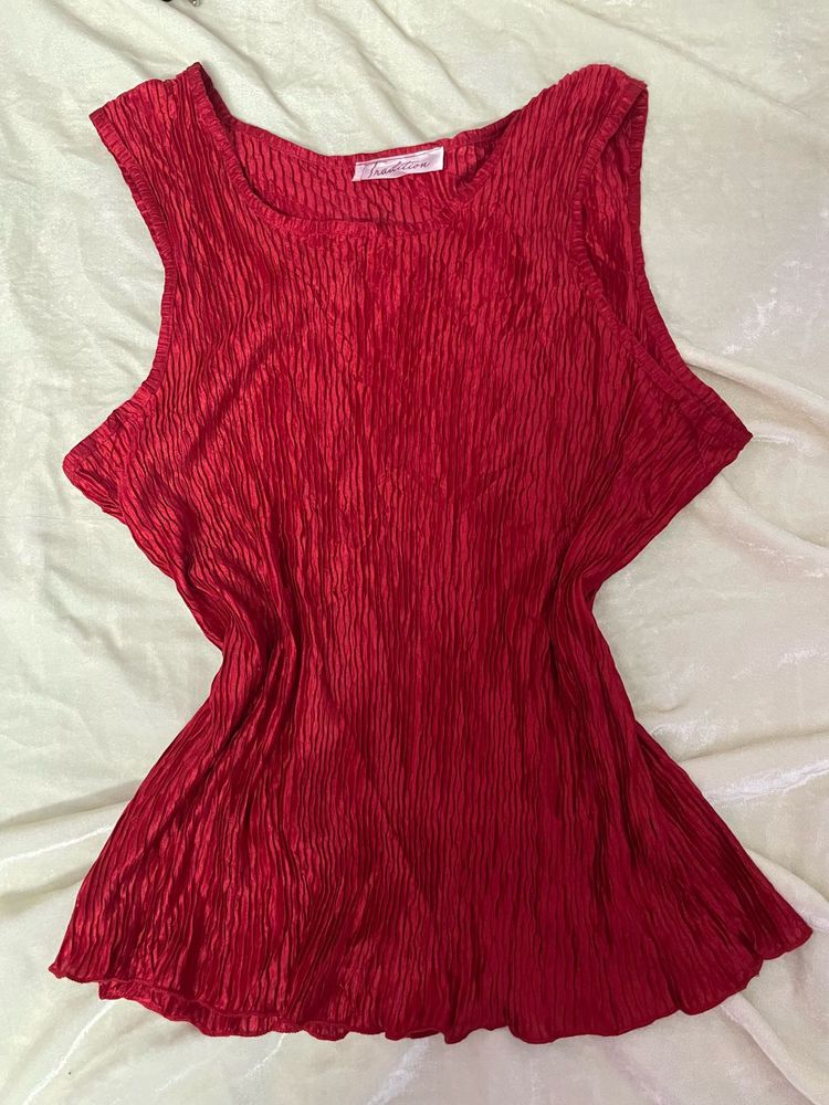 Red Crinkle Knit Sleeveless Top