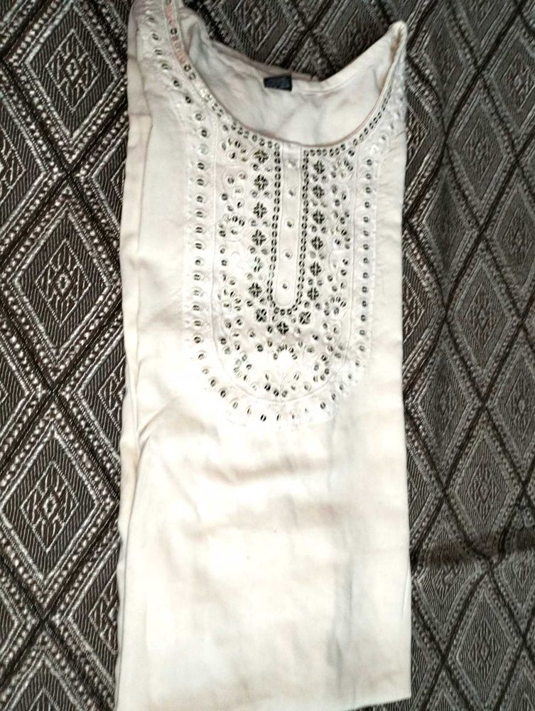 White perfect kurti set