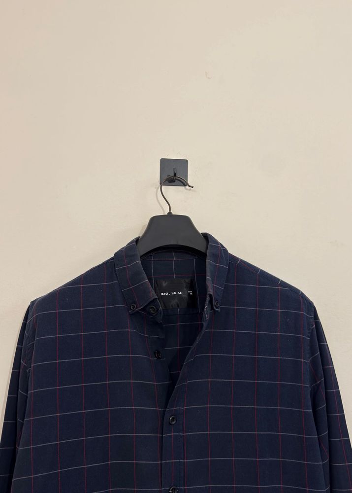 Men's Classic Plaid Button-Down Shirt