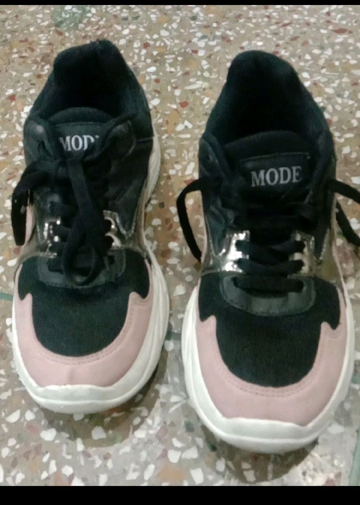 Women Redtape Shoes