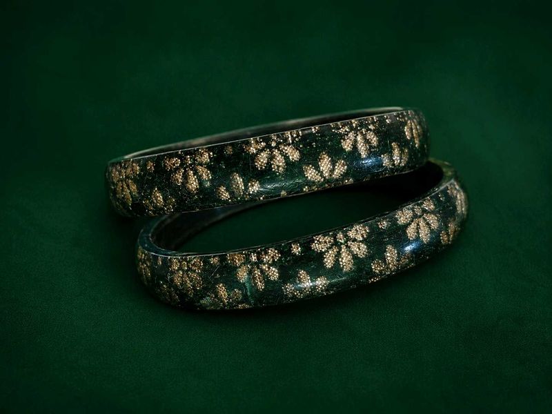 Elegant Floral Bangle Set