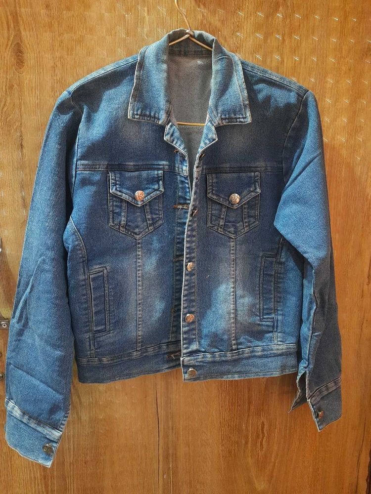 Blue casual denim jacket
