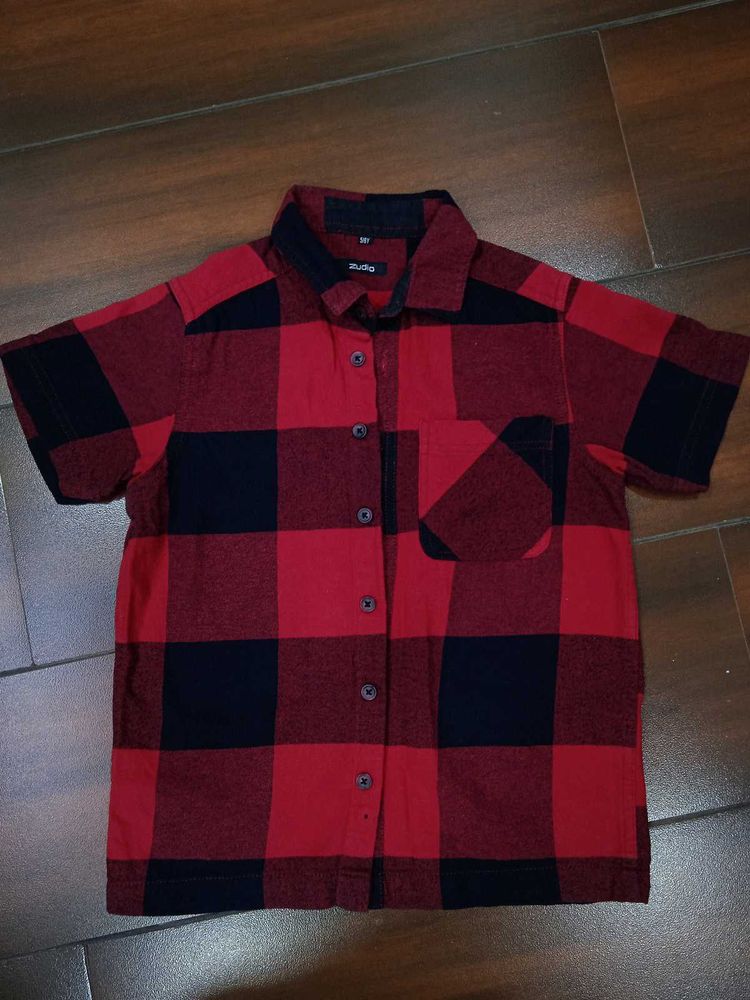 Classy Red black checks shirt