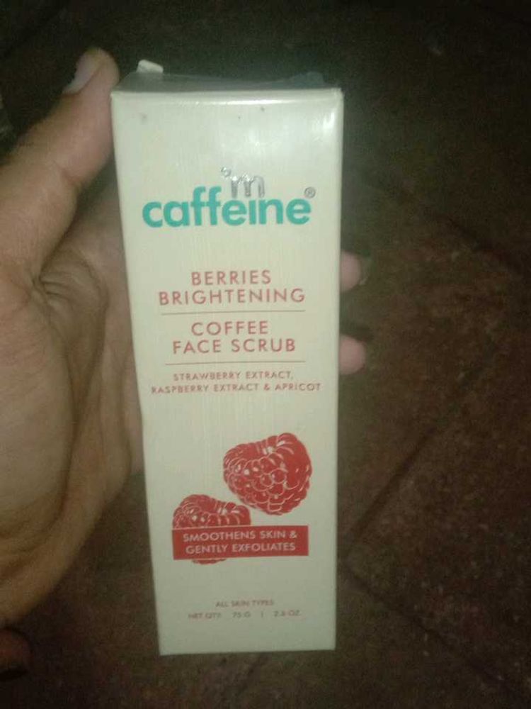 Caffeine Berries Brightening Coffee Face Scrub