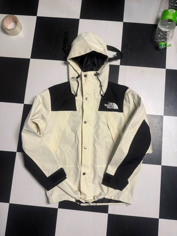 The North Face Cream &amp; Black Jacket