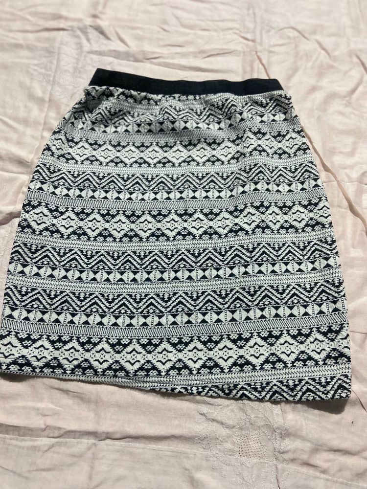 Patterned Mini Skirt