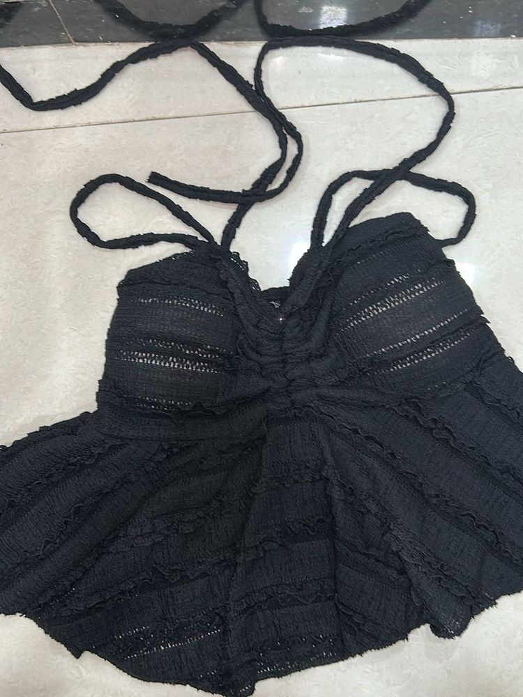 Elegant Black Tie-Strap Crop Top