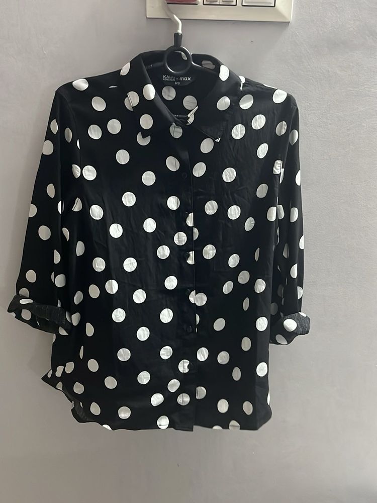 Chic Black &amp; White Polka Dot Shirt