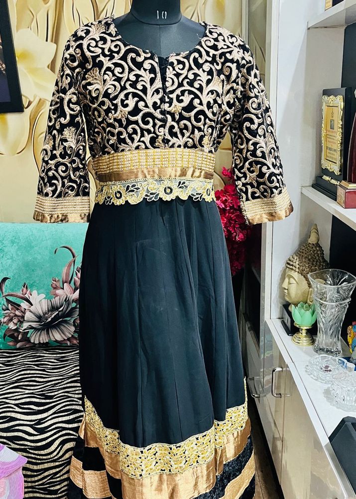 Elegant Black &amp; Gold Embroidered Gown