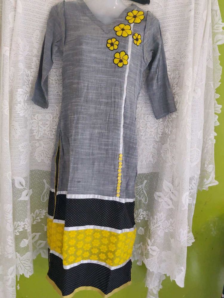 ANORA Grey Kurta with Yellow Floral Embellishments