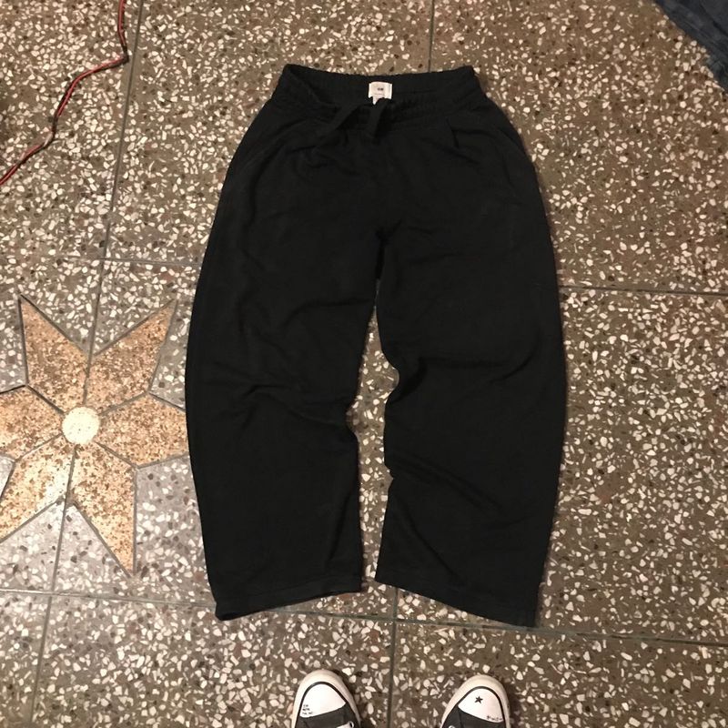 H&amp;M Black Wide-Legged Pants