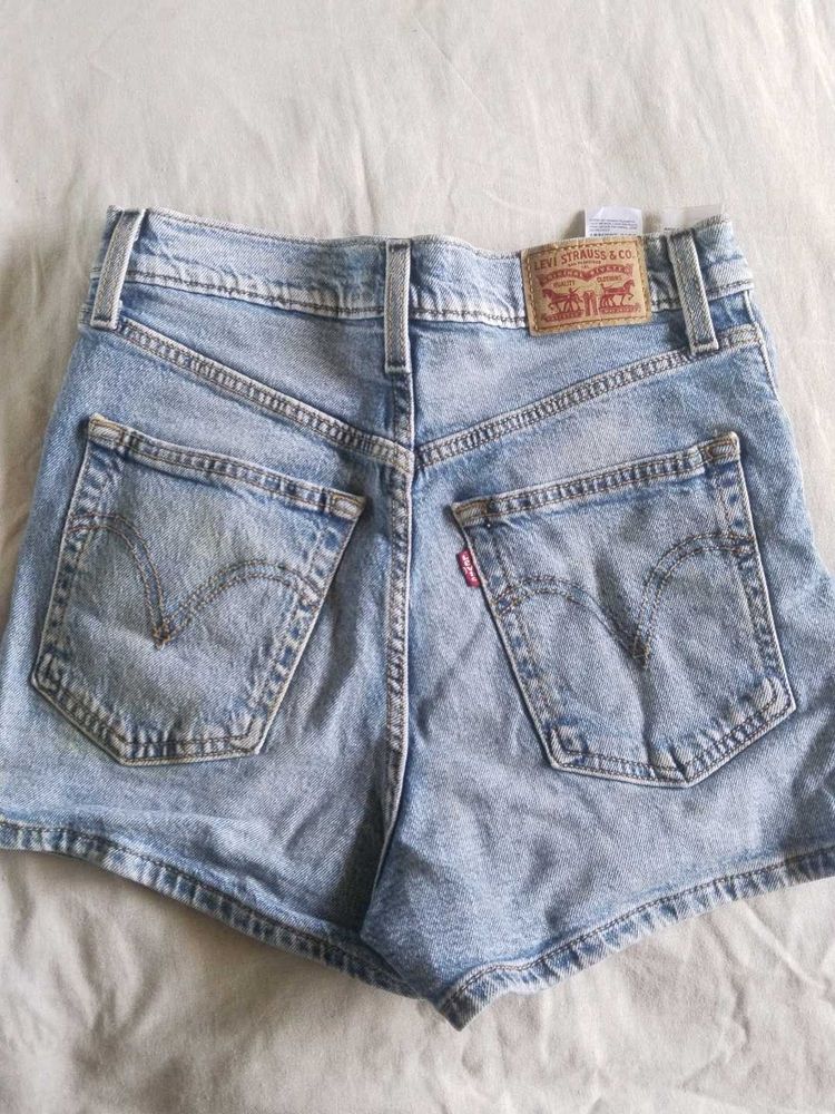 Levi's shorts
