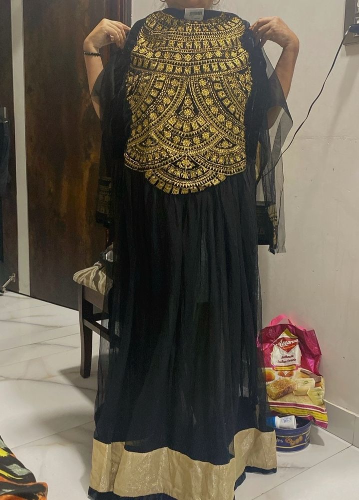 Unstitched Elegant Black &amp; Gold Embellished Gown