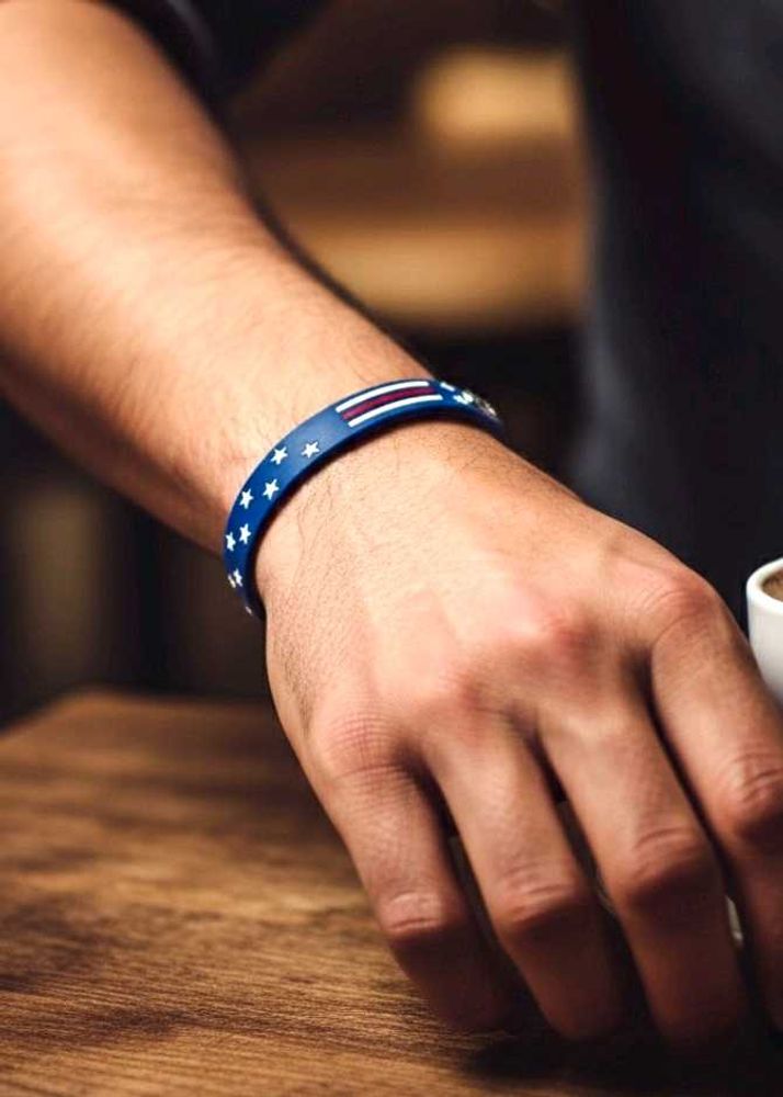American Flag Snap Bracelet