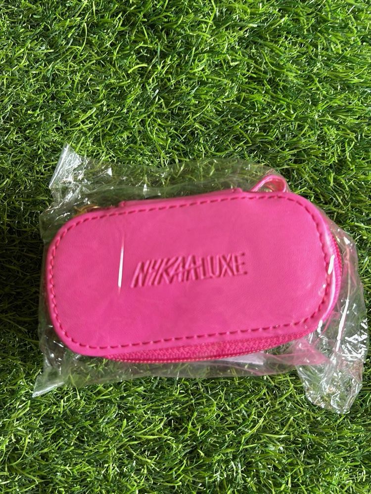 Nykaa Luxe Hot Pink Mini Vanity