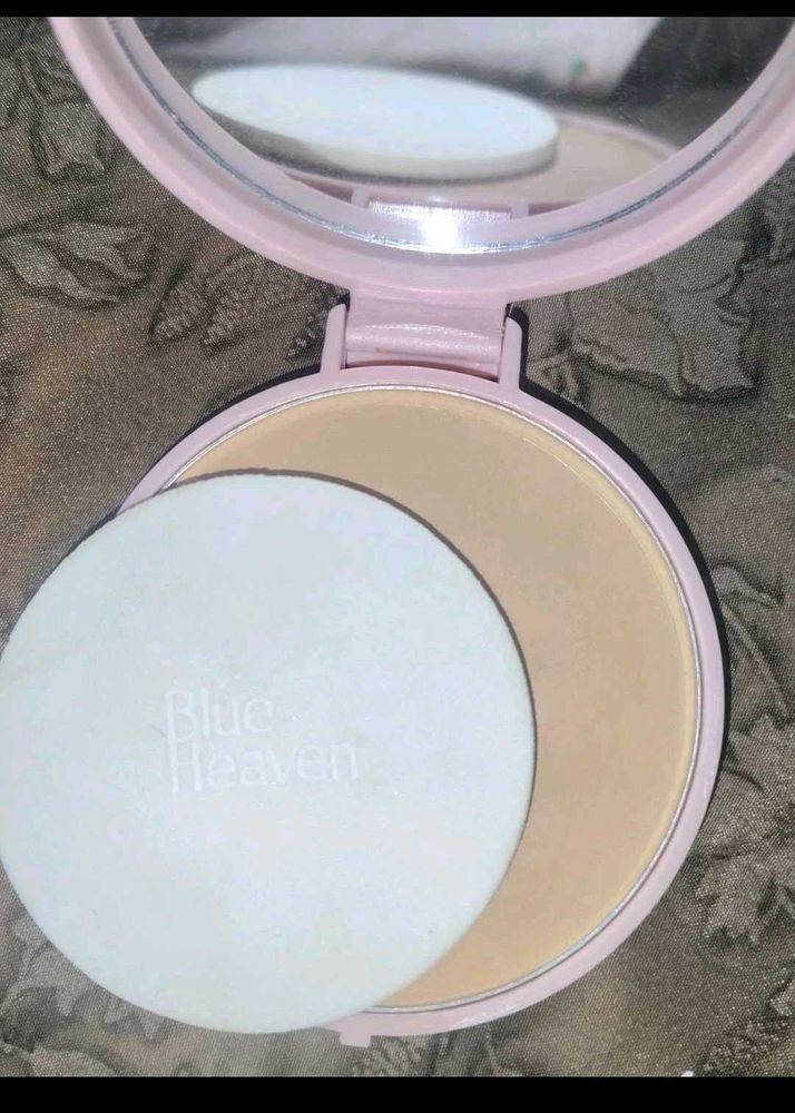 Blue Heaven Compact Powder