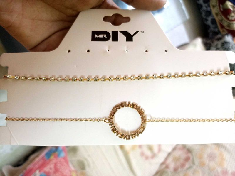 Gold Tone Choker Necklace Set