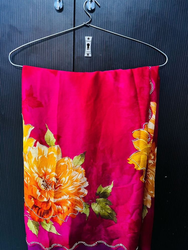 Floral chinnon Saree never worn