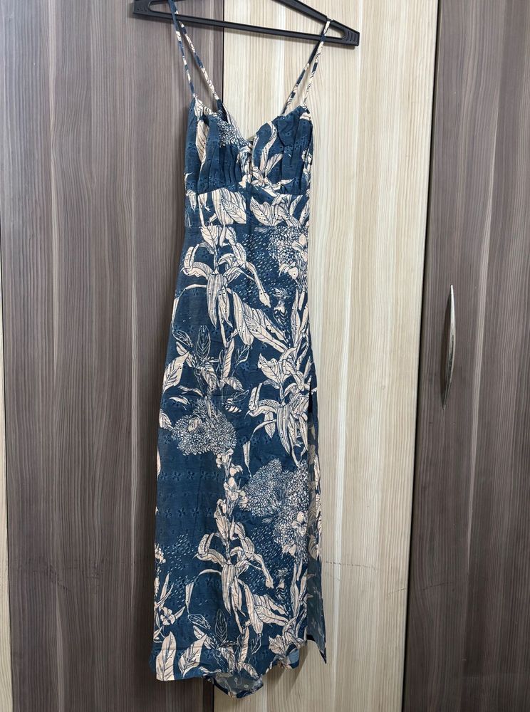 Floral printed dress slit cut