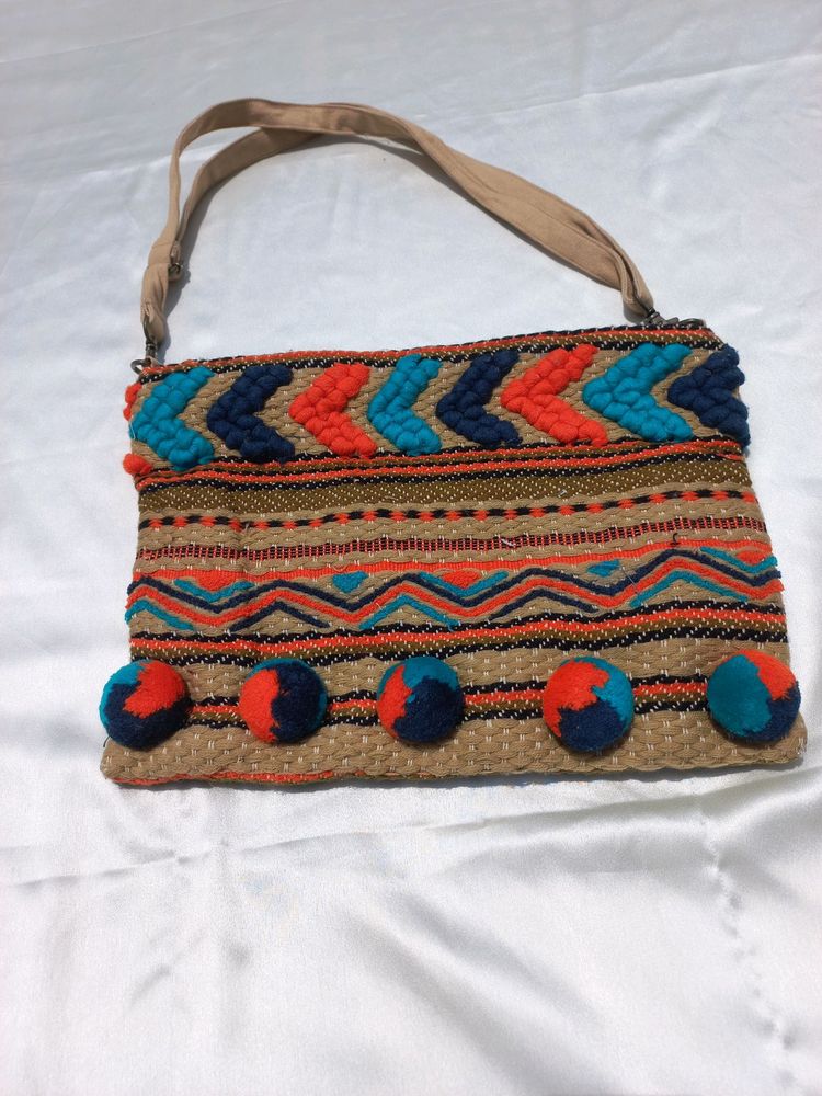 America &amp; beyond pom-pom  bag