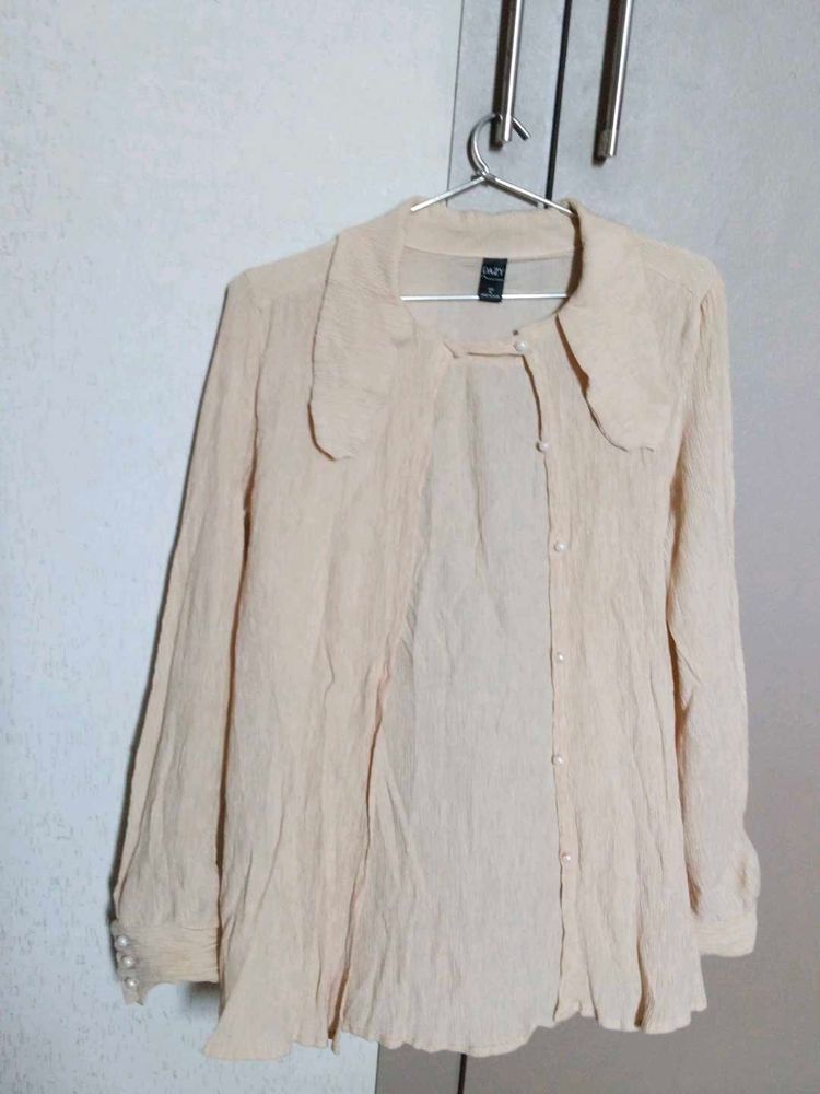 Elegant blouse or shirt jacket