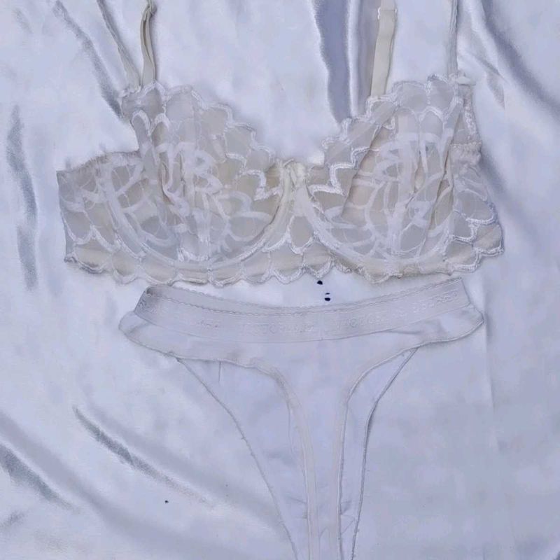 Real Woman Bra Panty Victoria.secret