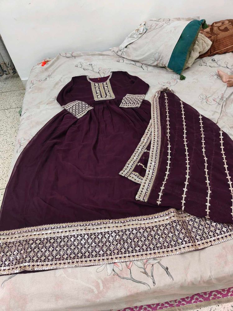 Elegant Embroidered Kurta Set