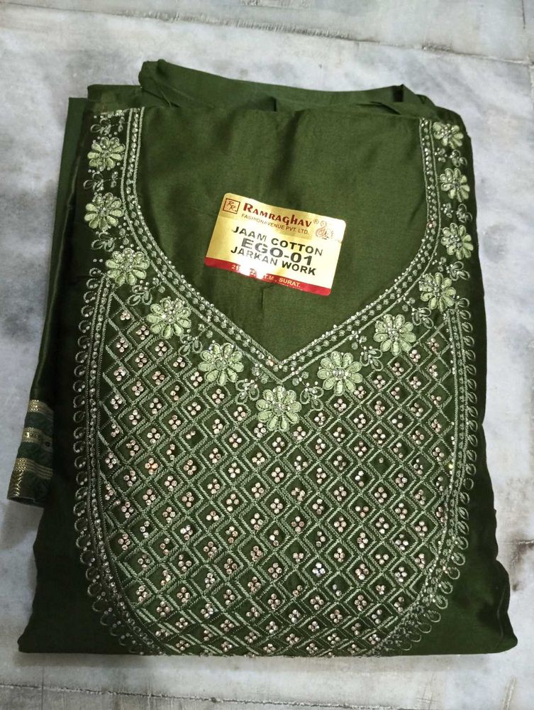 Dark Mehndiya unstitched suit